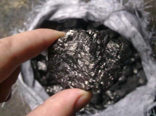 Уголь антрацит в мешках 25 кг от Coalinvest Уголь антрацит в мешках 25 кг от Coalinvest